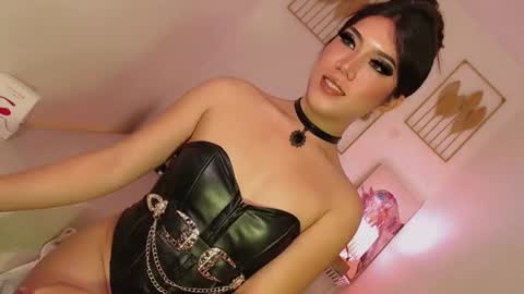 Lexie online show from 02.10.25