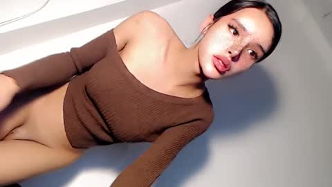Snapshot of sexybite1 chatting on 01.22.25 Seraphina Blaze online show from 01.22.25