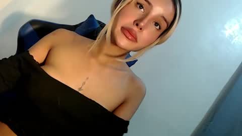 Snapshot of sexybite1 chatting on 02.24.25 Seraphina Blaze online show from 02.24.25