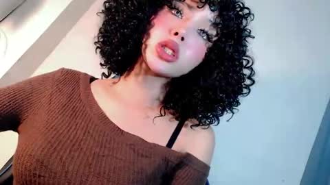 Snapshot of sexybite1 chatting on 10.22.25 Seraphina Blaze online show from 10.22.25