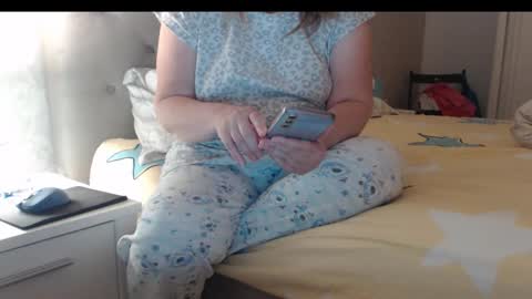 Sexyblonde4u58 online show from 01.19.26