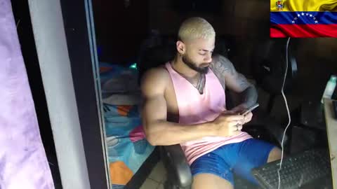 Snapshot of sexybody3224 chatting on 01.20.25 said online show from 01.20.25