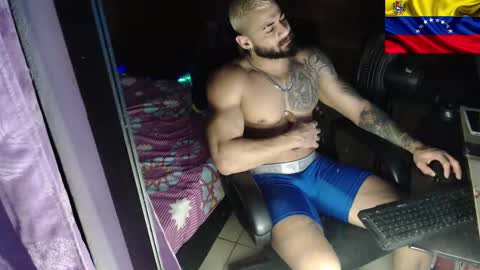 Snapshot of sexybody3224 chatting on 01.24.25 said online show from 01.24.25