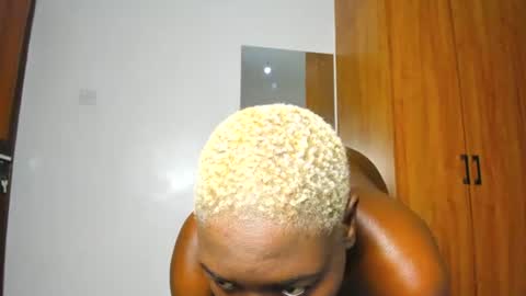 Snapshot of sexybootydoll chatting on 06.11.26 sexybootydoll online show from 06.11.26