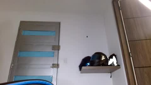 Snapshot of sexyboy_bigclit chatting on 07.14.26 Iker online show from 07.14.26