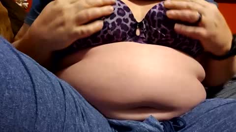 Snapshot of sexybri1674 chatting on 12.27.24 sexybri1674 online show from 12.27.24