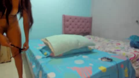 Snapshot of sexybrown_19 chatting on 07.18.26 sofia online show from 07.18.26