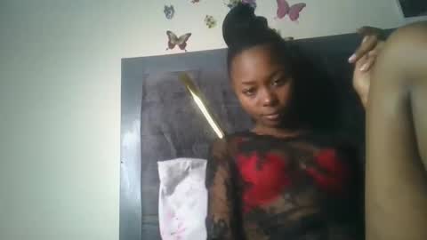 Snapshot of sexybuddy951434 chatting on 11.16.25 sexybuddy951434 online show from 11.16.25