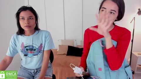 Snapshot of sexychanell_18 chatting on 01.08.25 chanell and yina online show from 01.08.25