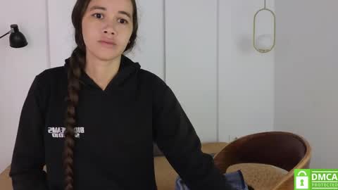 Snapshot of sexychanell_18 chatting on 09.15.25 chanell and yina online show from 09.15.25