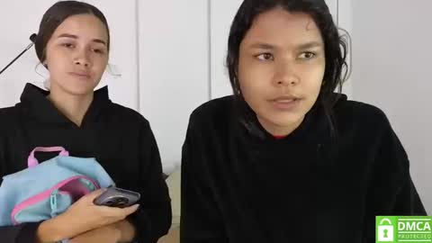 Snapshot of sexychanell_18 chatting on 09.26.25 chanell and yina online show from 09.26.25