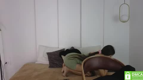 Snapshot of sexychanell_18 chatting on 10.14.25 chanell and yina online show from 10.14.25