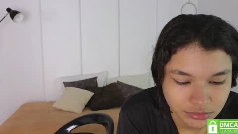 Snapshot of sexychanell_18 chatting on 10.23.25 chanell and yina online show from 10.23.25