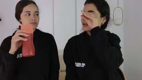 chanell and yina online show from 11.15.25