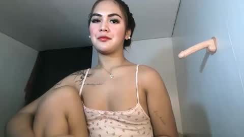 Snapshot of sexycheskax18 chatting on 05.03.26 pretty Cheska online show from 05.03.26
