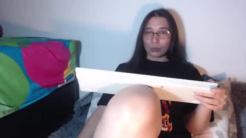 Snapshot of sexycoralinne69 chatting on 02.05.25 Coralinne online show from 02.05.25