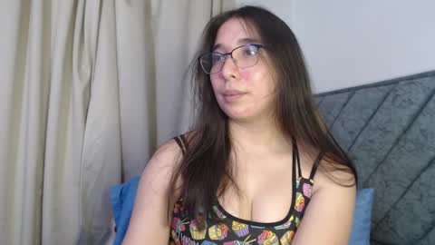 Snapshot of sexycoralinne69 chatting on 03.01.25 Coralinne online show from 03.01.25