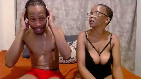 Snapshot of sexycouplexx01 chatting on 02.01.26 sexycouplexx01 online show from 02.01.26