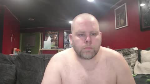 Snapshot of sexydadfigure chatting on 04.01.26 Sexydadfigure online show from 04.01.26