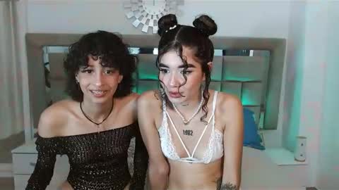 Snapshot of sexydakotha chatting on 12.16.24 DAKOTA online show from 12.16.24