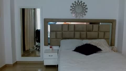 Snapshot of sexydakotha chatting on 02.04.25 DAKOTA online show from 02.04.25