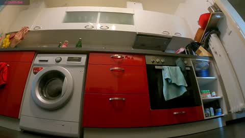 XDA   online show from 09.11.25