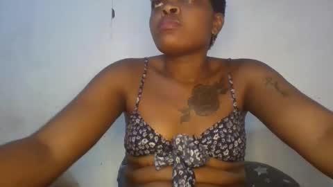 Snapshot of sexydee101436 chatting on 02.14.26 sexydee101436 online show from 02.14.26