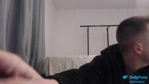 SexyDeezZ online show from 02.17.25