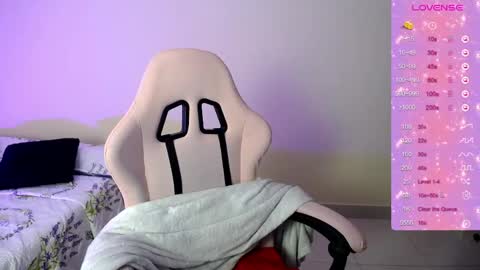 Snapshot of sexydiabliita chatting on 04.19.26 sexydiabliita online show from 04.19.26