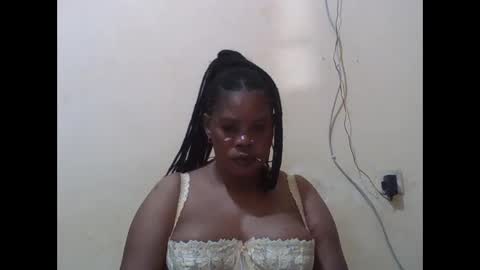 Snapshot of sexydove2 chatting on 01.08.26 EMILY online show from 01.08.26