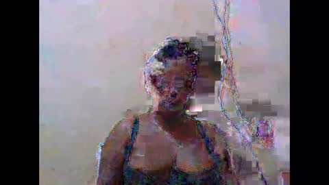 Snapshot of sexydove2 chatting on 02.16.26 EMILY online show from 02.16.26