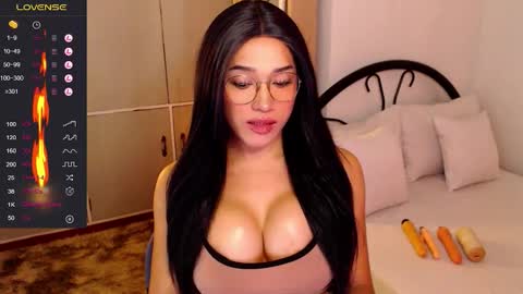 Kelly online show from 10.13.25