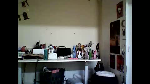 Snapshot of sexyemoprincess chatting on 11.22.25 Wouldntyouliketoknow online show from 11.22.25