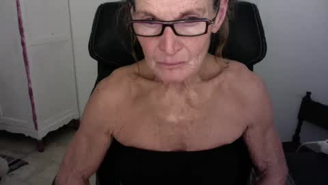 SexyFit58 online show from 12.19.24