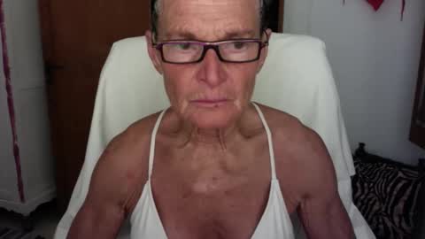 SexyFit58 online show from 05.20.26