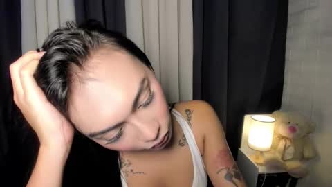 Snapshot of sexygoddessappira chatting on 12.15.25 sexygoddessappira online show from 12.15.25