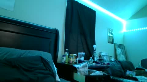 ETERNAL GODDESS WOMAN  online show from 02.27.25