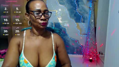 Snapshot of sexyhanny4u chatting on 05.09.26 sexyhanny4u online show from 05.09.26