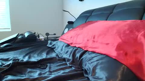 sexyhornyman1993 online show from 02.08.25