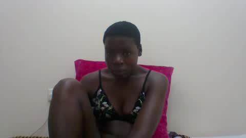 Snapshot of sexyhotgal4 chatting on 09.10.25 MARGARET online show from 09.10.25