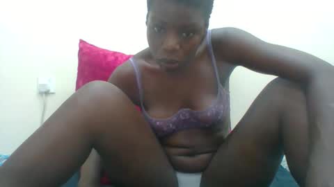 Snapshot of sexyhotgal4 chatting on 10.13.25 MARGARET online show from 10.13.25
