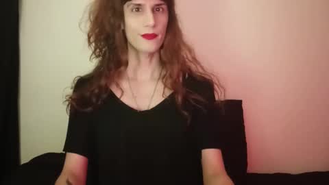 elsathedarlin online show from 10.12.25