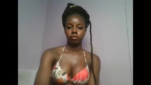 Snapshot of sexykitten200 chatting on 01.15.26 SexyKitty online show from 01.15.26