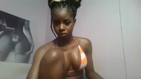 Snapshot of sexykitten200 chatting on 01.18.26 SexyKitty online show from 01.18.26