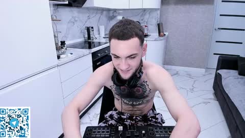 Snapshot of sexykolya chatting on 01.26.25 Kolya online show from 01.26.25
