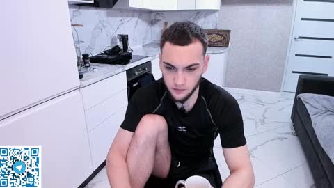Snapshot of sexykolya chatting on 01.27.25 Kolya online show from 01.27.25