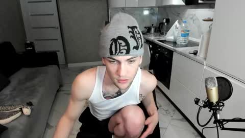 Snapshot of sexykolya chatting on 02.25.25 Kolya online show from 02.25.25
