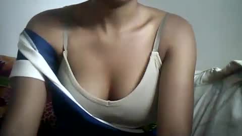 Snapshot of sexylarra12 chatting on 12.13.24 sexylarra12 online show from 12.13.24