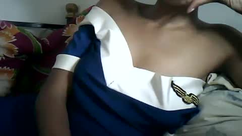 Snapshot of sexylarra12 chatting on 12.15.24 sexylarra12 online show from 12.15.24