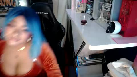 SEXYLATINCOUPLE online show from 02.05.25